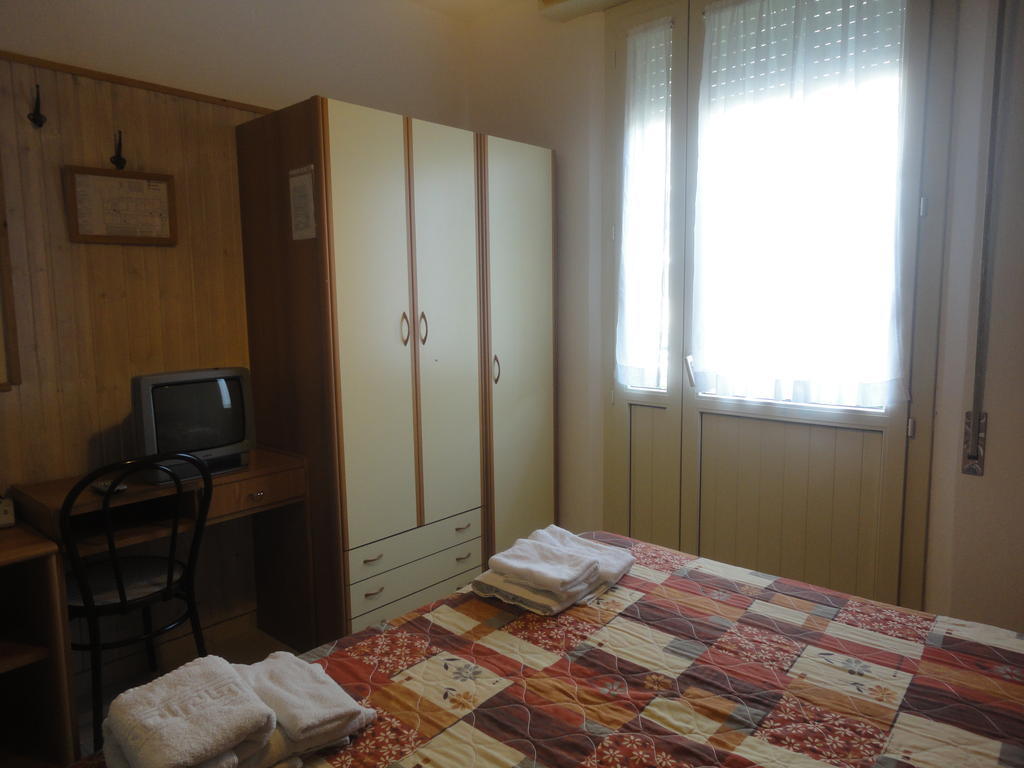 Hotel Al Ragno Cesena Ruang foto