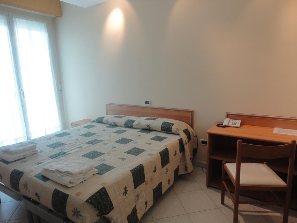 Hotel Al Ragno Cesena Ruang foto